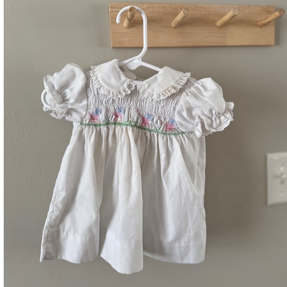 6-12m‎ Polly Flinders hand smocked dress